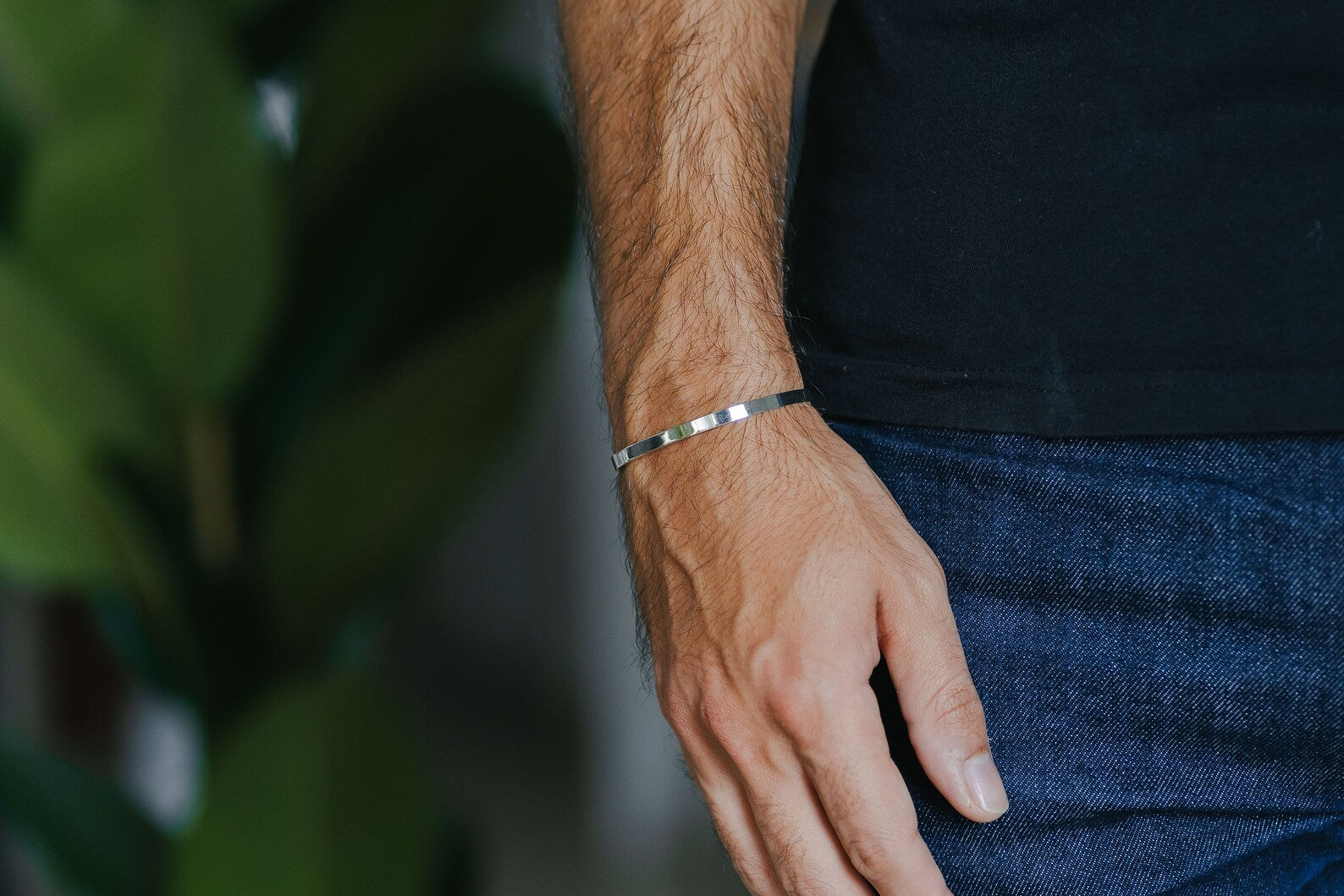 Bracelet jonc homme en argent 925, 4mm finition polie brillante — Boom! Atelier Bijoux