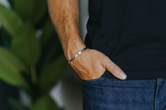 Bracelet jonc homme en argent 925, 4mm finition polie brillante — Boom! Atelier Bijoux